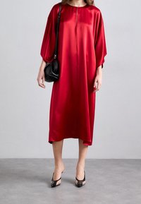 By Malene Birger Sukienka koktajlowa