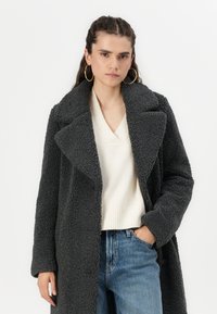 Vero Moda VMKYLIE - Zimní kabát - asphalt
