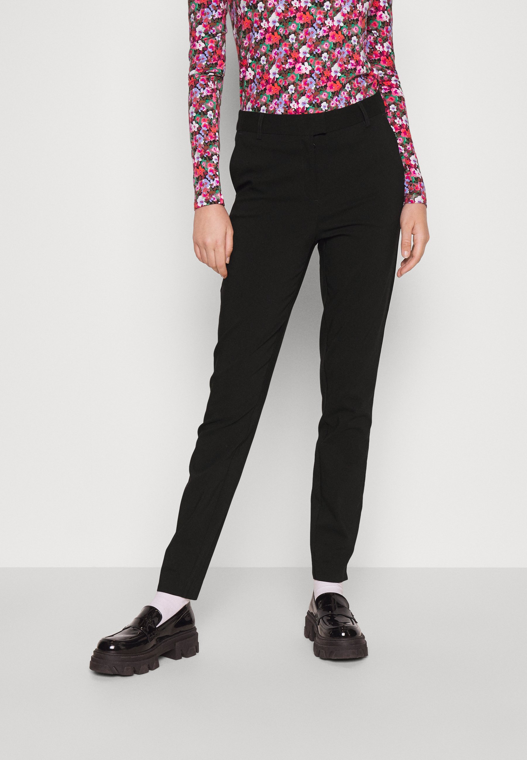 Vero Moda Tall VMMILLE - Pantalones chinos - black/negro