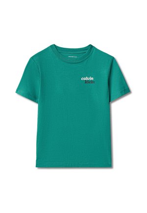 Butelkowozielony T-shirt z krótkim rękawem i okrągłym dekoltem, z małym białym i czarnym logo „calvin klein” na lewym biuście.