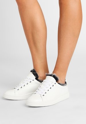 Baskets basses - white