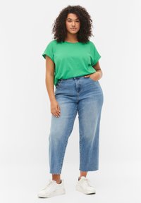 Zizzi SHORT SLEEVED BLEND - Camiseta básica - kelly green
