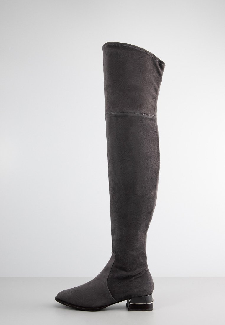 Botas mosqueteras