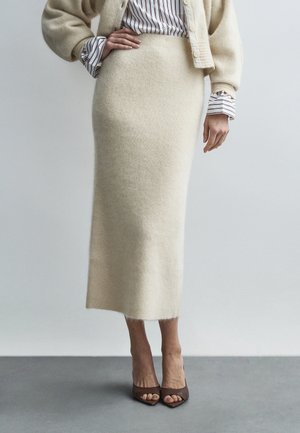 ESTILLE - Pliiatsseelik - cream