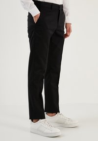 Buratti REGULAR FIT - Nohavice - black