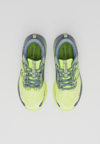 New Balance NITREL V5  - Krosa skriešanas apavi - pixel green