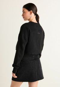 Next CREW DRAWSTRING - Ikdienas džemperis - black