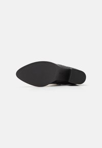 Gabor Comfort Botine clasice - schwarz