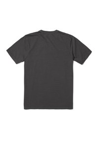 Camiseta de algodón gris con mangas cortas, cuello redondo y una textura lisa y uniforme. La parte trasera es sencilla, sin marcas ni diseños visibles.