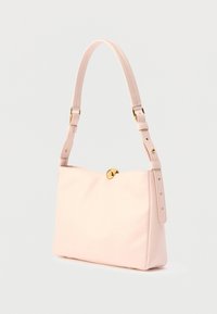 Hele roosa nahast käekott, millel on reguleeritav rihm ja kuldse tooni klamber, seisab püstiasendis tavalise valge tausta ees.