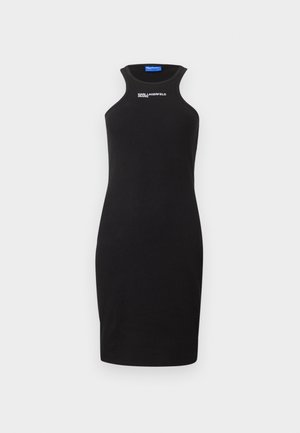 Svart tankkjole laget av ribbestrikket stoff, med høy hals og tettsittende design. Brodert logo på brystet.