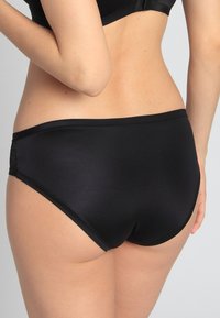 Sassa 2 PACK - Panties - schwarz