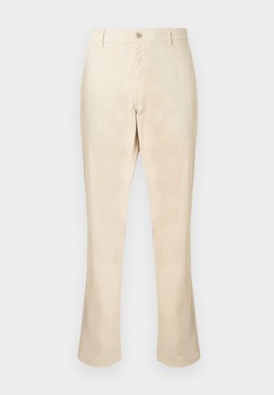 Bézs színű nadrág, sima anyagból készült, egyenes szárú fazonnal, elöl gombos zárral, látható minták vagy díszítések nélkül.