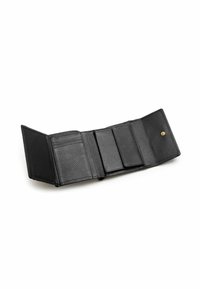 Portefeuille en cuir noir, surface texturée, plusieurs emplacements pour cartes, design pliable, détails en métal doré, forme minimaliste et compacte.