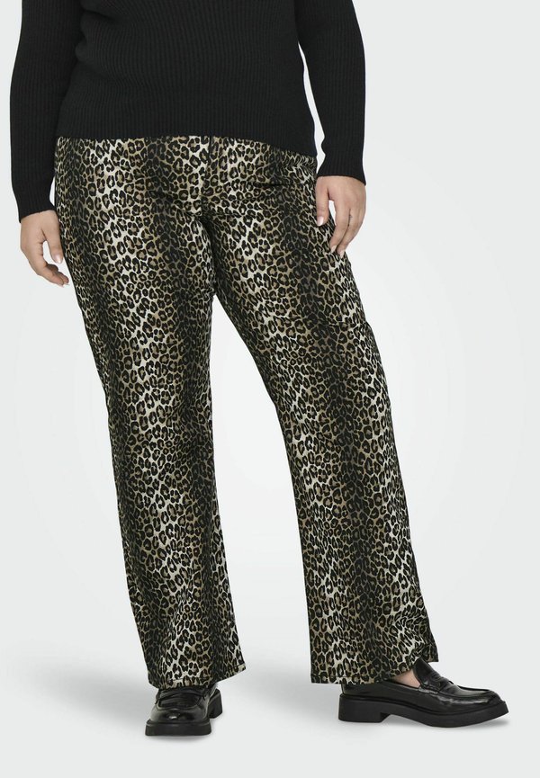 MIT CARMADISON NORMAL GESCHNITTEN - Straight leg jeans