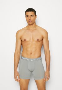Nike Underwear ESSENTIAL 3 PACK - Úzké boxerky - team red/wolf grey/black