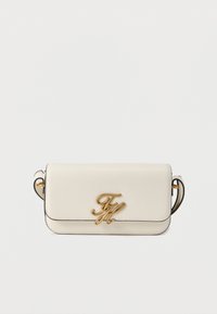 Неизбран, soft cream