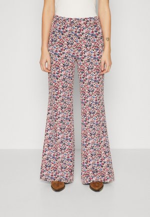 PUCK TROUSERS - Pantalones - pink candy