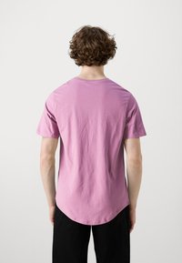 Jack & Jones PREMIUM JPRBRODY TEE CREW 5 PACK - Basic póló - pink/blue/green/brown/white