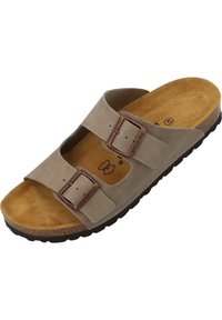 Sandalo in suede marrone con due fibbie metalliche regolabili, plantare in sughero sagomato e suola in gomma testurizzata, con un design aperto sulla punta.
