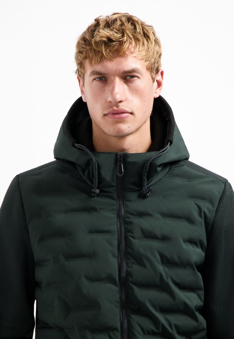 NO EXCESS Light jacket dark steel/dark green Zalando