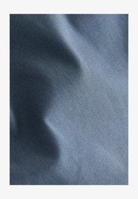 Non sélectionné, pale blue