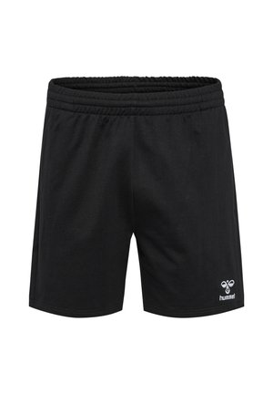 Zwarte sportkorte broek gemaakt van lichtgewicht stof, voorzien van een elastische tailleband en een klein wit logo aan de linkeronderkant.