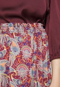 VILA Veckad kjol - bordeaux