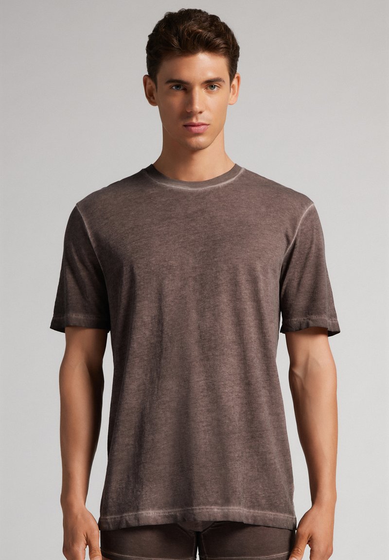Motivi OVER CON SCOLLO - Camiseta básica - marrone/marrón