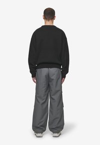 Pegador LENOX OVERSIZED - Strickpullover - black