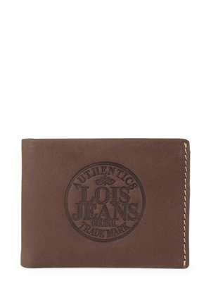 Billetera de cuero marrón con un logo en relieve que dice "AUTHENTICS LOIS JEANS ORIGINAL TRADE MARK", con costuras beige en contraste.
