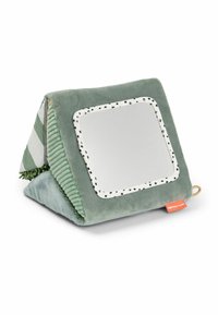 Pehme roheline kolmnurkne patjad, mille ühel küljel on raami peegel, triibulise kangaga ja tekstureeritud kordoniga aktsentidega ning silmustagi.