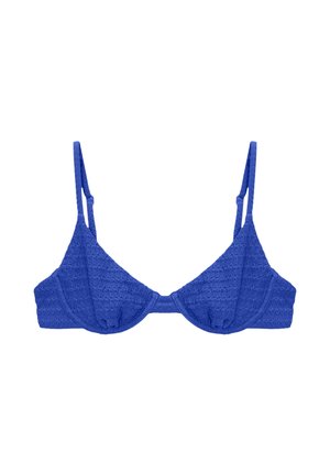 Blå bikini-top med en struktureret, smocked stof. Justerbare stropper og trekantet form. Enkel design uden mønstre eller udsmykninger.