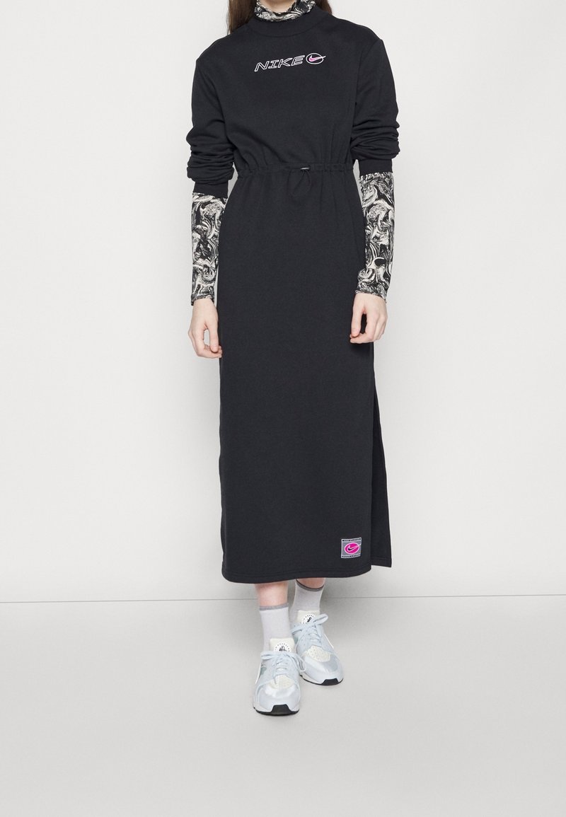 Nike Sportswear Day dress - black - (Pre-owned) - Zalando.ie Nike Sportswear Day dress - black - (Pre-owned) - Zalando.ie