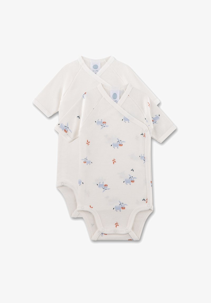 Zwei kurzärmelige, cremefarbene Babybodysuits aus weicher Baumwolle. Einer hat ein Wickeldesign mit hellblauen Tiermustern und orangen Akzenten.