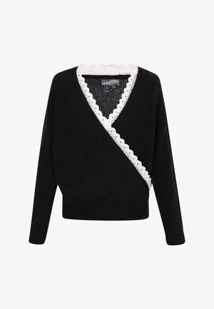 Sort sweater med omslag, der har en bølget hvid blondekant langs udskæringen og kanten, med lange ærmer og en blød tekstur.