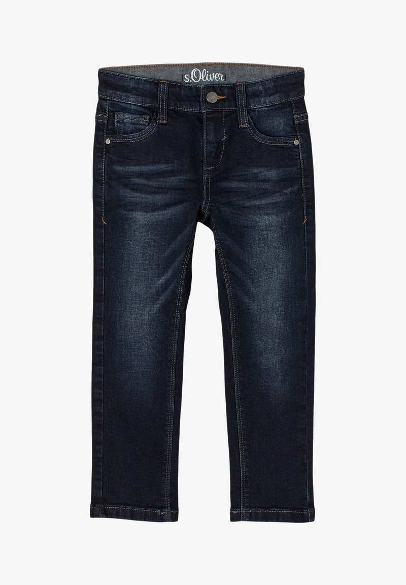 Jean en denim bleu foncé avec une couture visible, cinq poches et une taille standard. Comprend un fermoir à bouton métallique et un léger délavage.