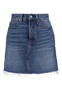 Jupe en denim bleu foncé avec un ourlet effiloché, taille haute et design à cinq poches. Fermeture à bouton métallique et motifs de décoloration subtils.