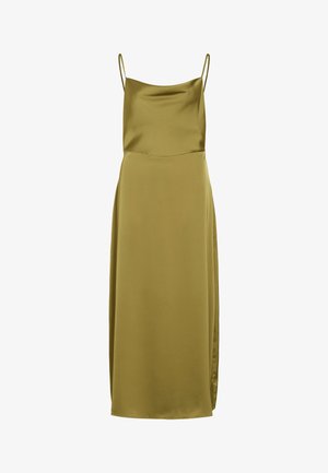Olive roheline satiin kleit õhukeste spagetitaskutega, sile tekstuur ja pikk siluett, millel on külgslit, mis lisab detaili.