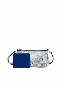 Snake-print crossbody bag in white and black with a zip closure. Includes a blue rectangular cardholder with a textured finish.