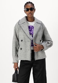 TWINSET JACKET - Īss mētelis - fume/white