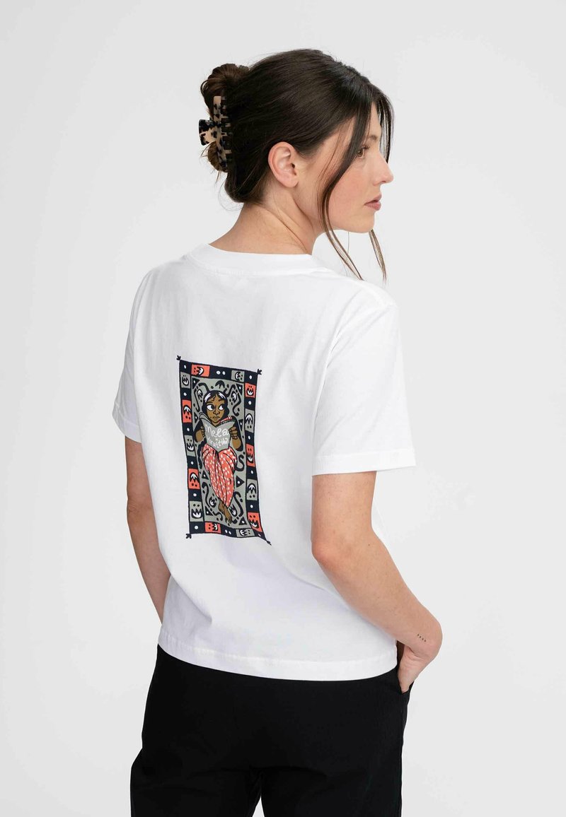 MELA ARTIST EDITION KRUTTIKA - T-Shirt print - weiß print thymian comic