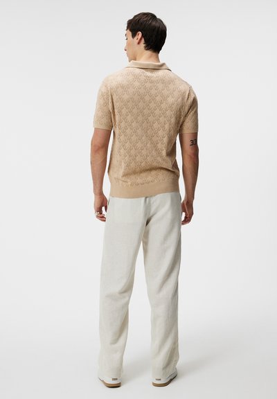J.LINDEBERG RINGO OPEN COLLAR - Polokošeľa - safari beige