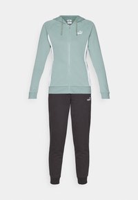 Atlasīts, green moon