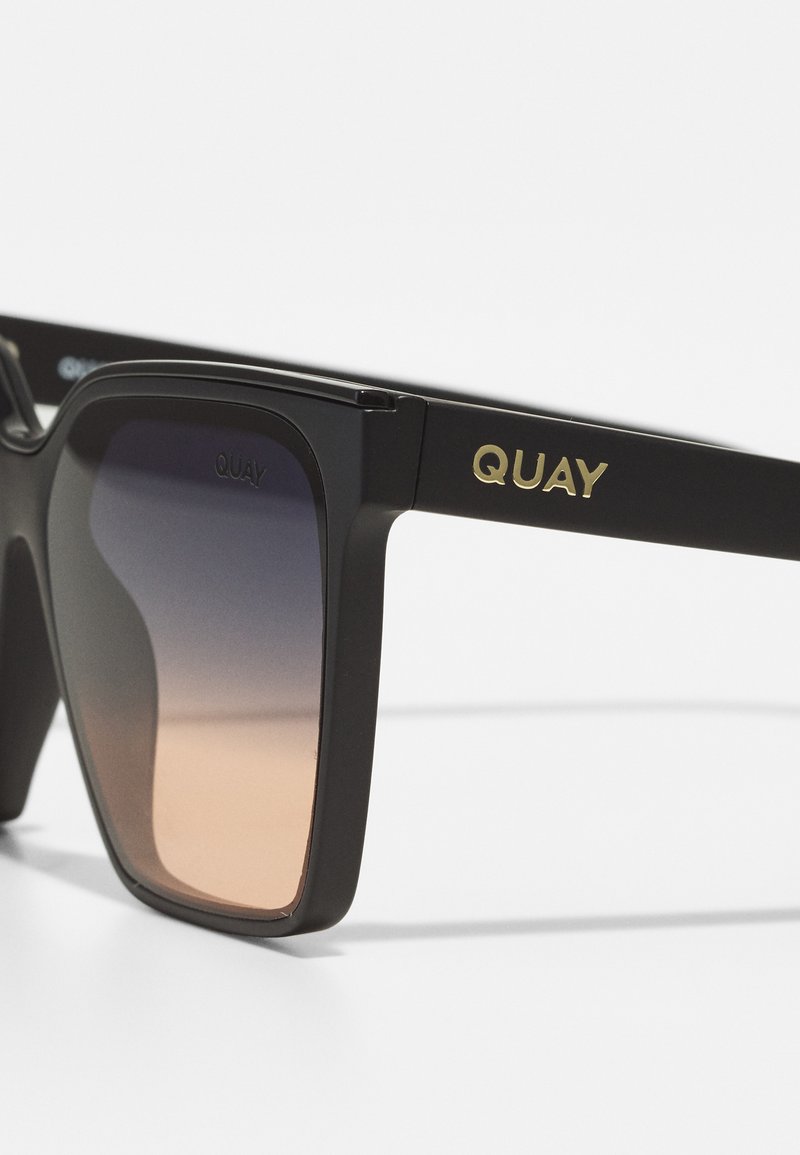 QUAY AUSTRALIA LEVEL UP - Sunglasses - matte black/black  display picture 1