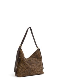 Sac à main à imprimé léopard en tissu marron et noir, présentant une bandoulière en cuir marron et des accents en métal doré. Conception douce de style hobo.