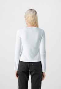 Gina Tricot TIE FRONT LONG SLEEVE - Top - offwhite