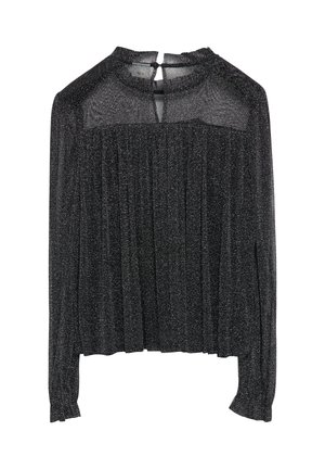 Blusa nera a maniche lunghe con design plissettato, texture trasparente, scollo alto e chiusura a occhio di bue sul retro. Accenti in filo metallico discreti.