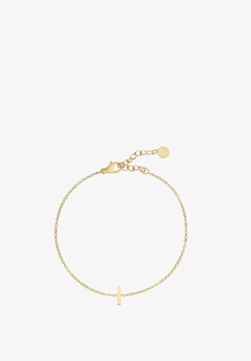 Gouden armband met een delicate ketting en een horizontale stangaccent. Verstelbare sluiting met een klein logo-label. Eenvoudig en minimalistisch ontwerp.