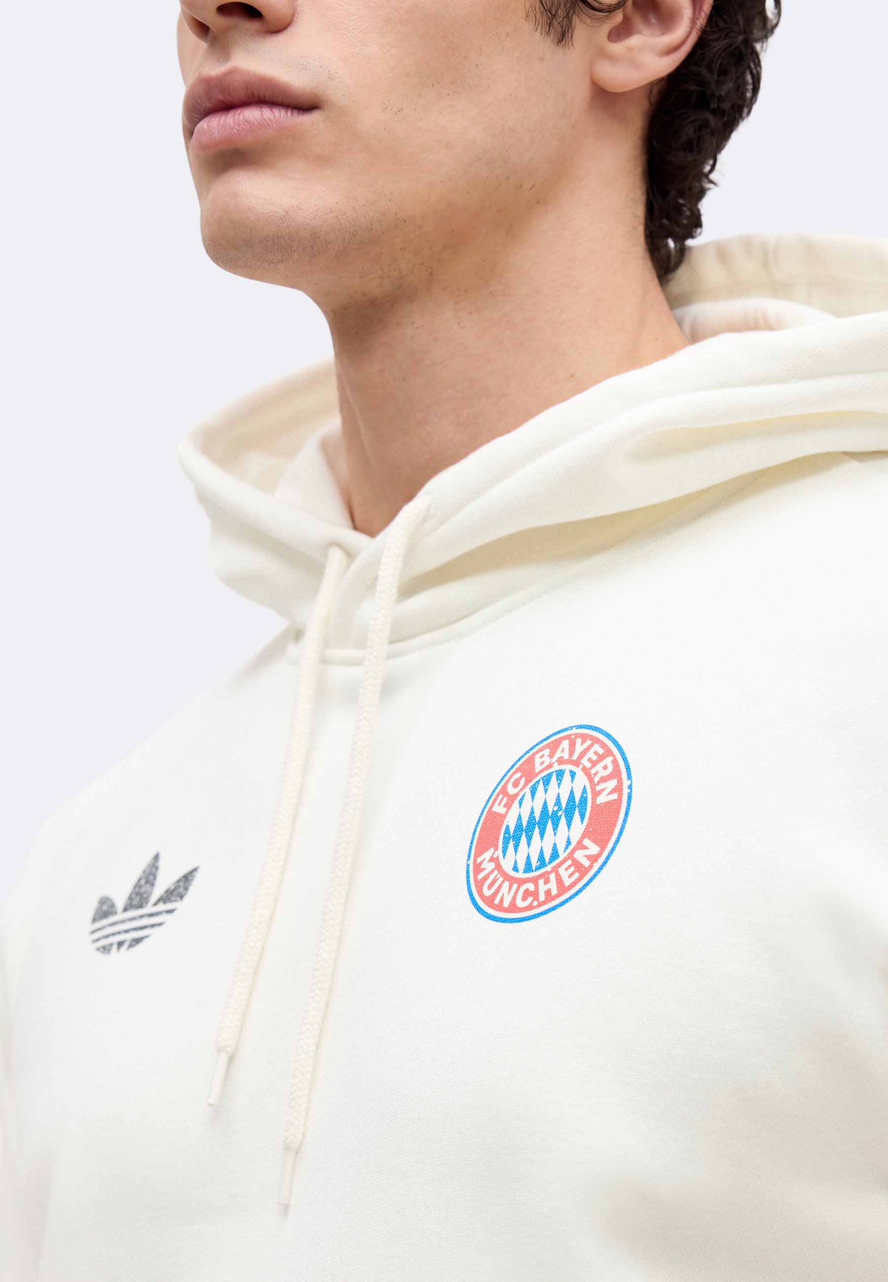 ADIDAS FC 바이에른 뮌헨 그래픽 후드티 클럽웨어 코어 화이트